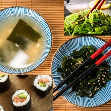 Plano desde arriba de sopa de miso y ensalada de alga wakame